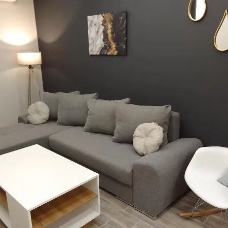 Lusso - Center